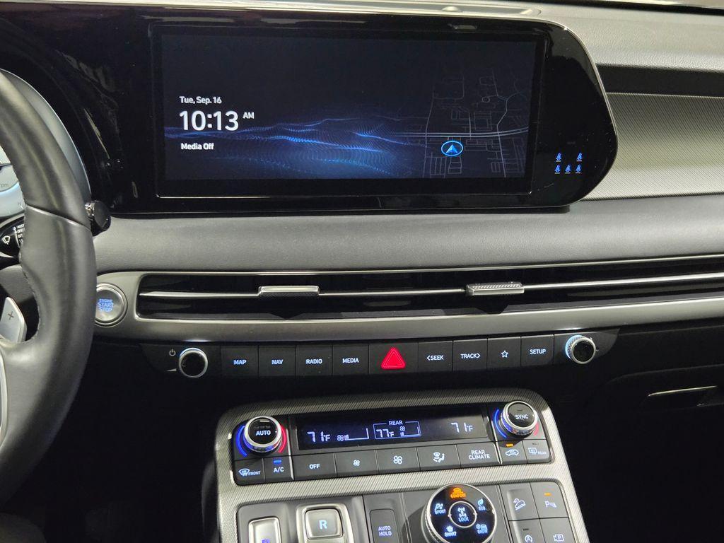 used 2024 Hyundai Palisade car, priced at $31,879