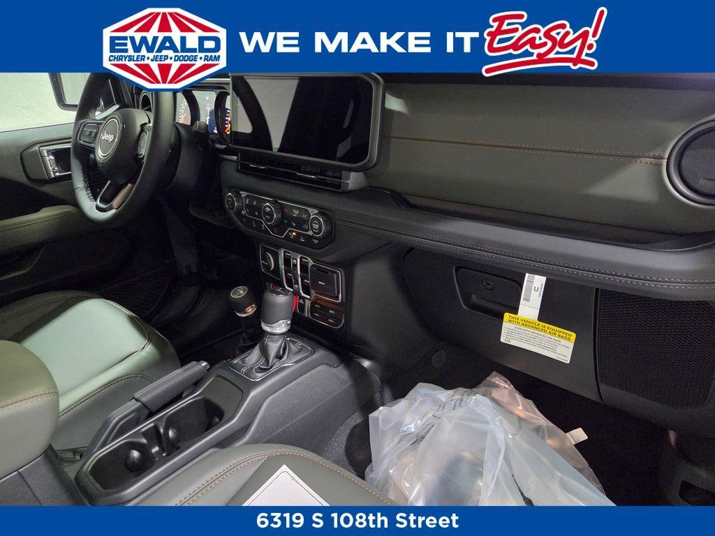 new 2025 Jeep Gladiator car, priced at $58,190