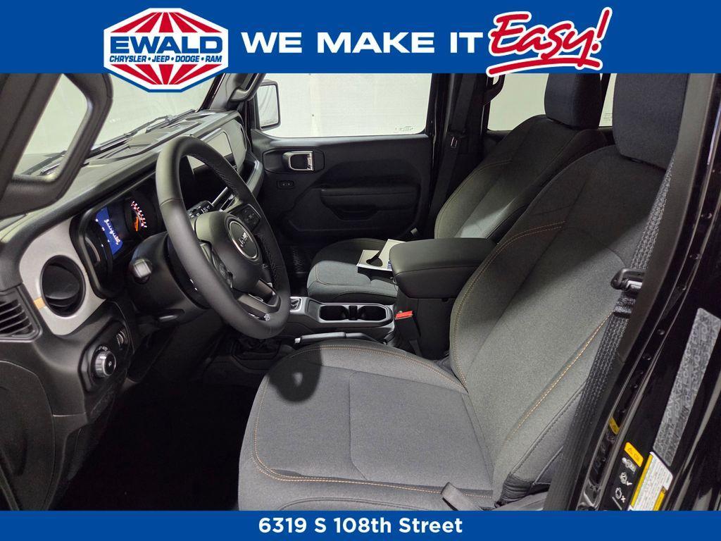 new 2025 Jeep Wrangler car, priced at $53,545