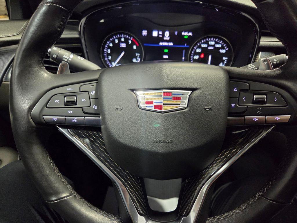 used 2020 Cadillac XT6 car, priced at $31,963