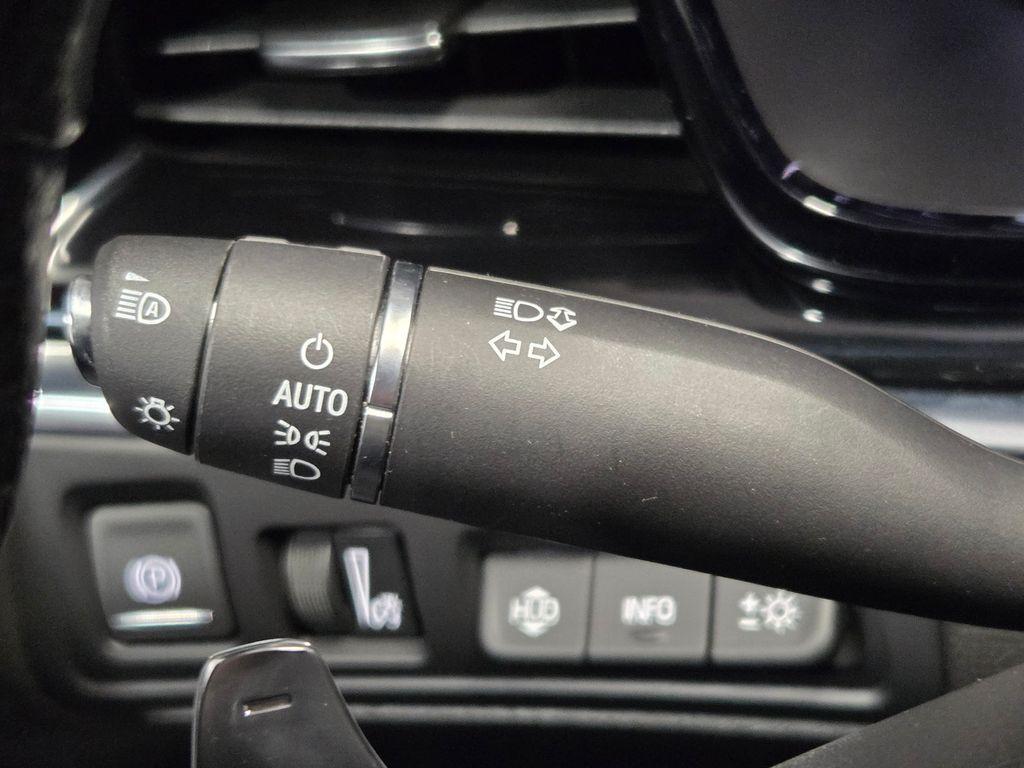 used 2020 Cadillac XT6 car, priced at $31,963