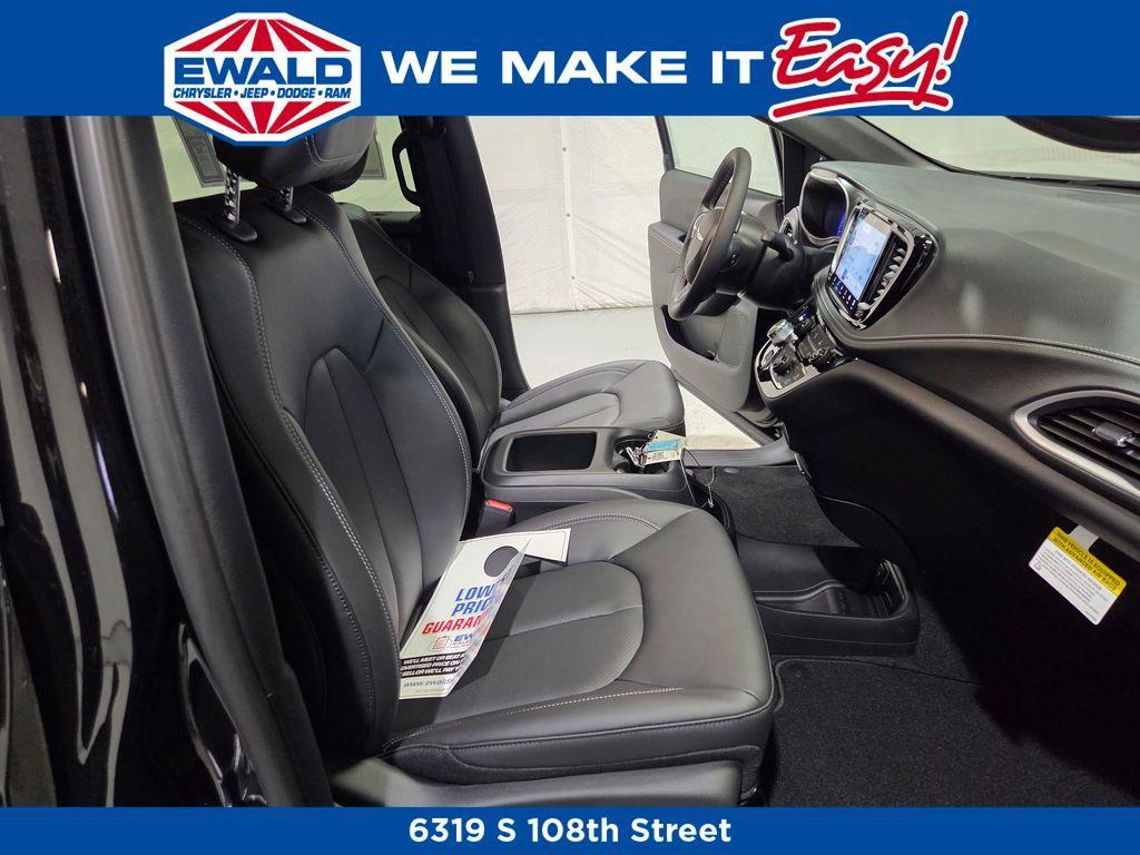 new 2026 Chrysler Pacifica car, priced at $42,218