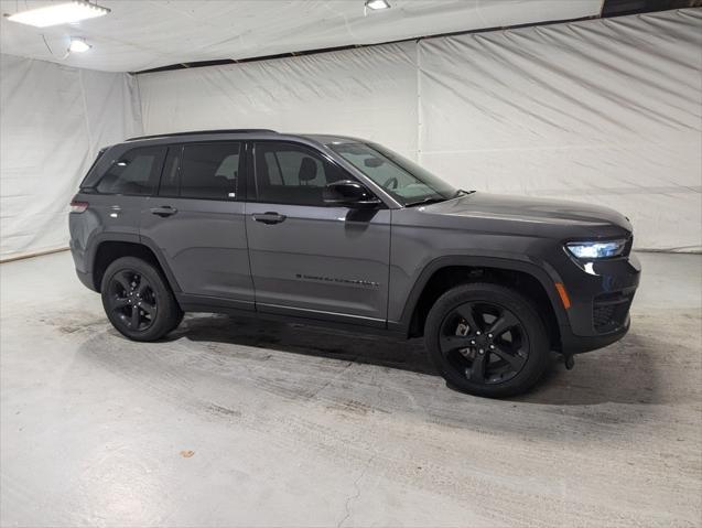 used 2023 Jeep Grand Cherokee car, priced at $36,796