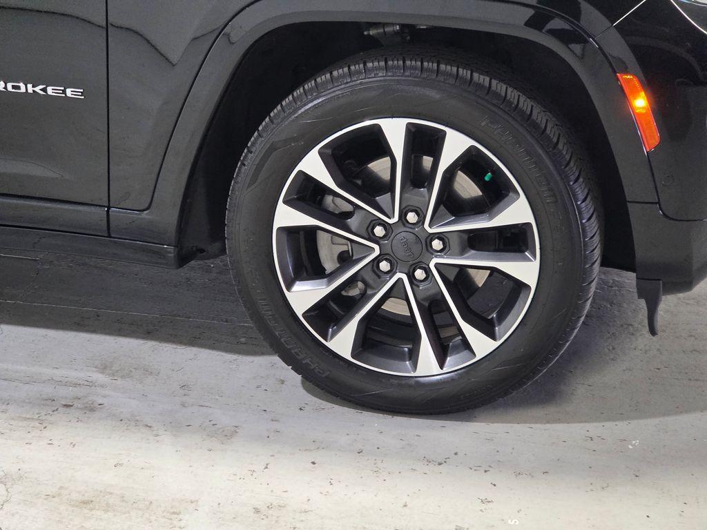used 2023 Jeep Grand Cherokee L car, priced at $41,494