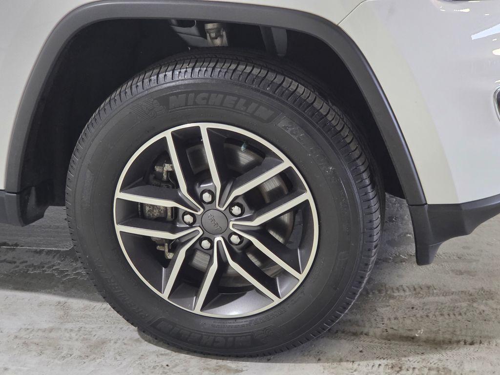 used 2022 Jeep Grand Cherokee WK car, priced at $31,656