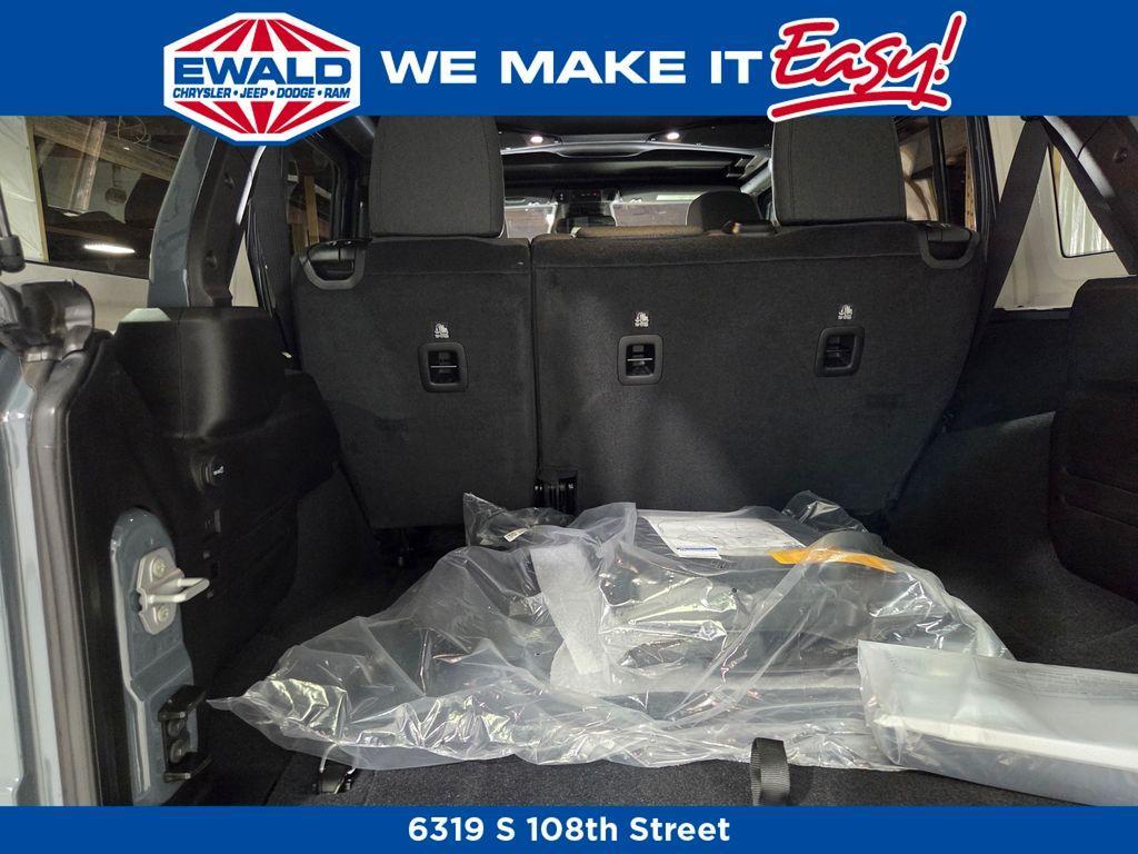 new 2026 Jeep Wrangler car, priced at $55,471