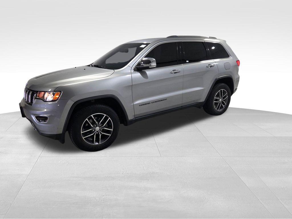 used 2018 Jeep Grand Cherokee car, priced at $15,733