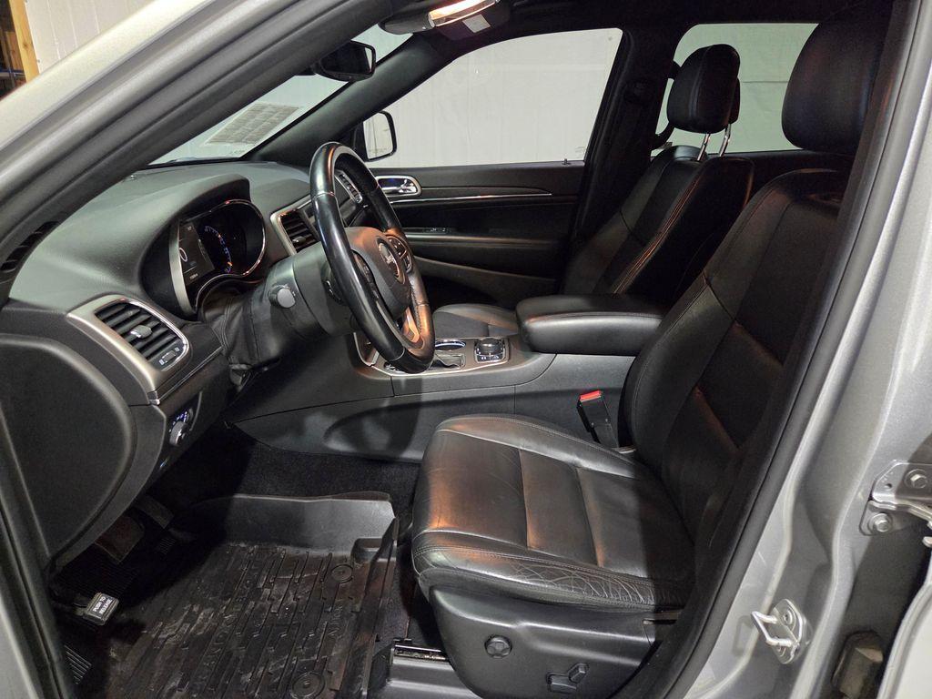 used 2018 Jeep Grand Cherokee car, priced at $15,733