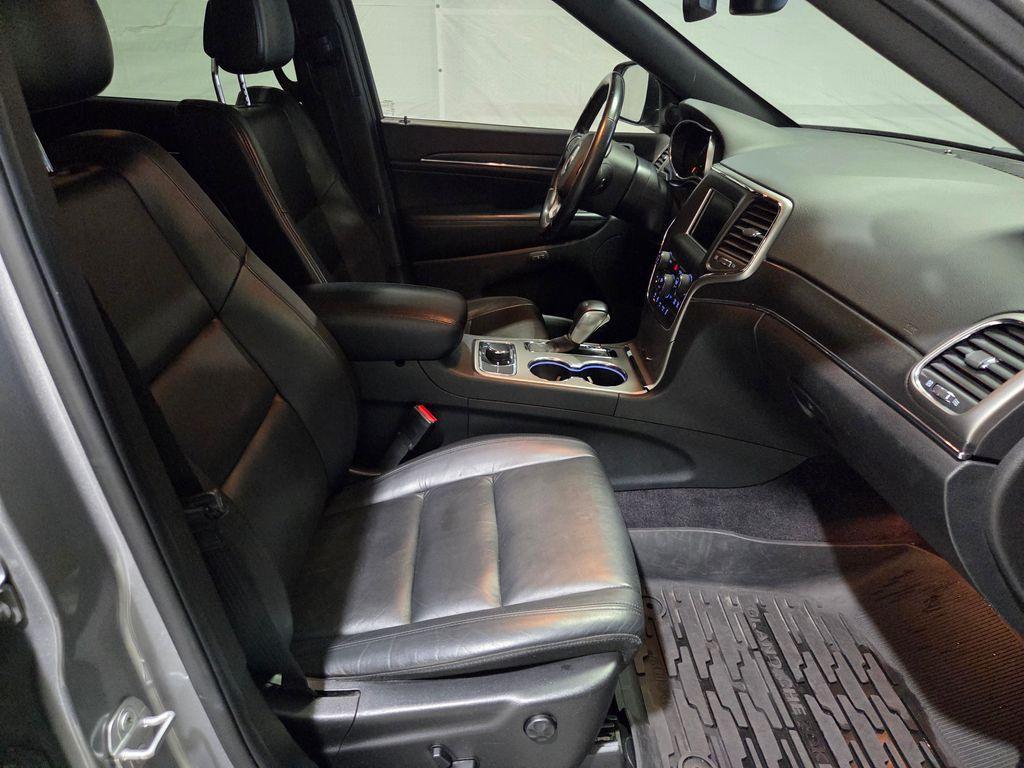 used 2018 Jeep Grand Cherokee car, priced at $15,733
