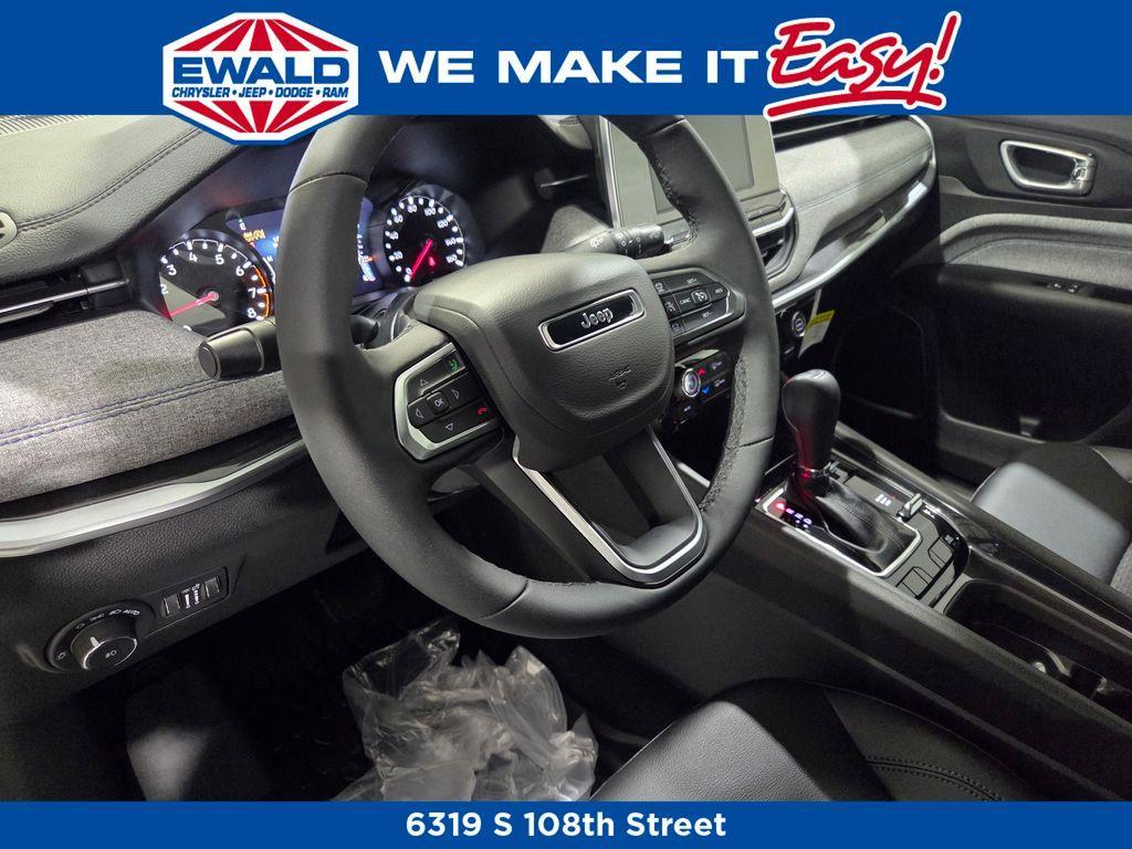 new 2025 Jeep Compass car, priced at $34,058