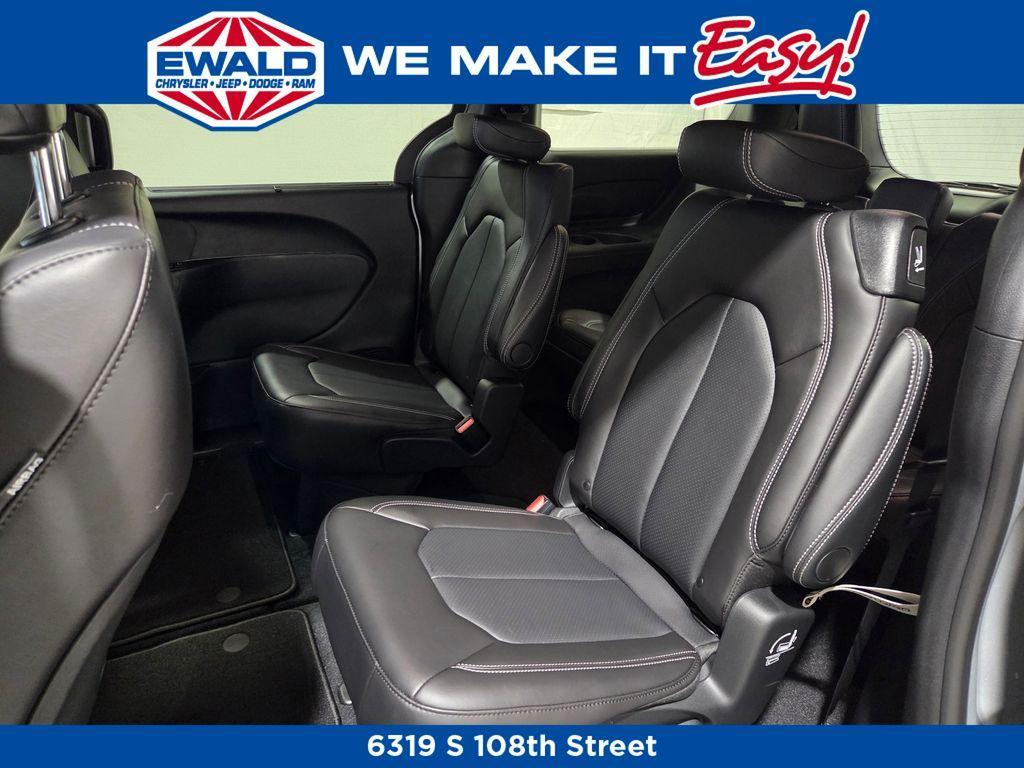 new 2026 Chrysler Pacifica car, priced at $47,077