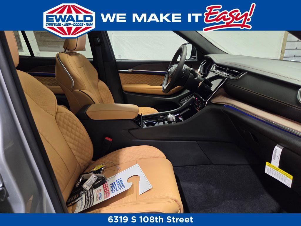 new 2025 Jeep Grand Cherokee car, priced at $61,425