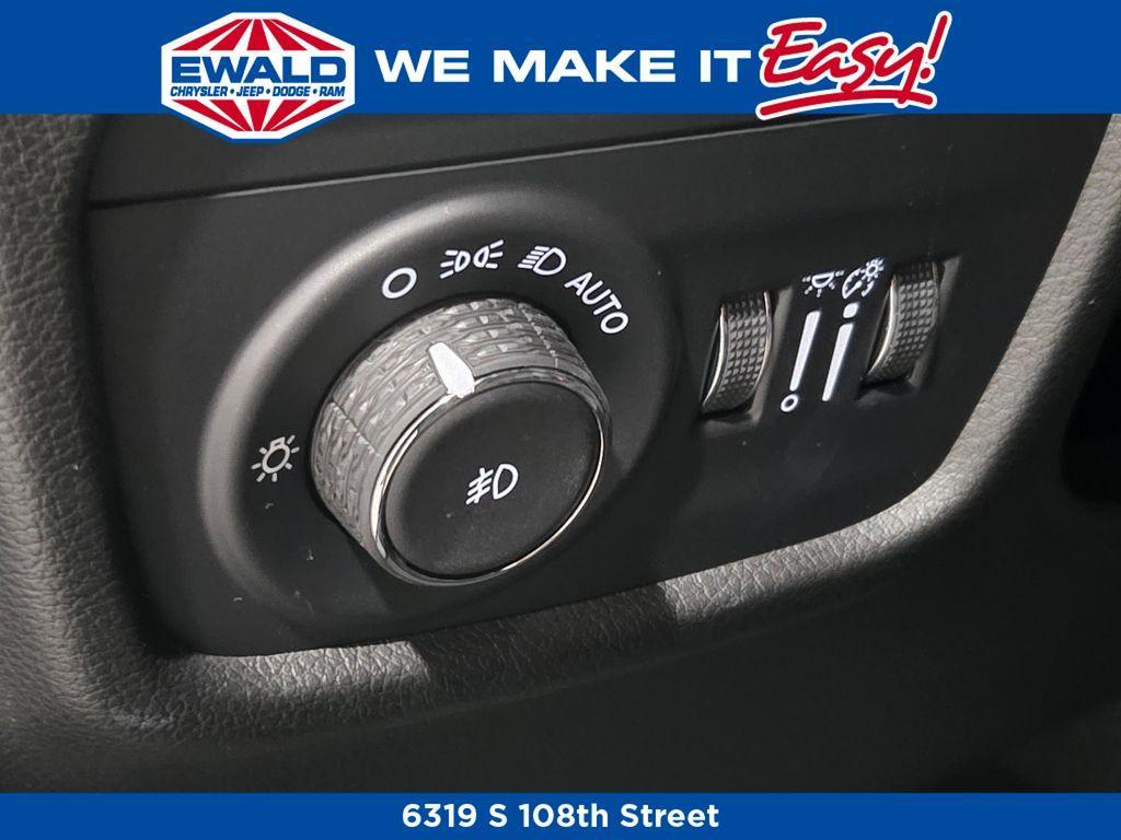 new 2025 Jeep Grand Cherokee L car, priced at $56,255