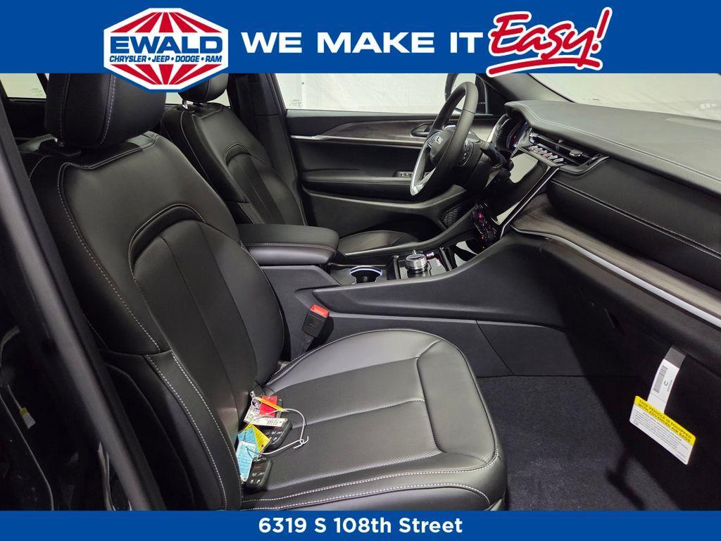 new 2025 Jeep Grand Cherokee L car, priced at $56,255