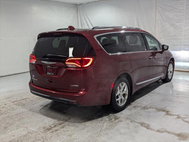 used 2018 Chrysler Pacifica car, priced at $23,281