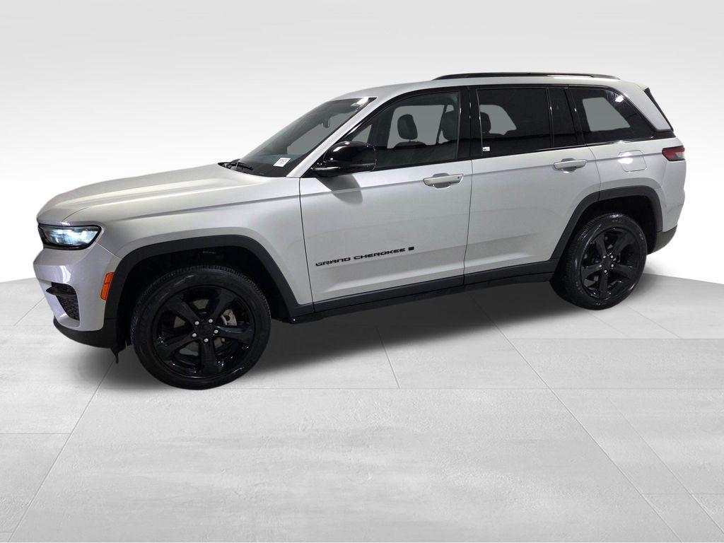 used 2023 Jeep Grand Cherokee car, priced at $32,887