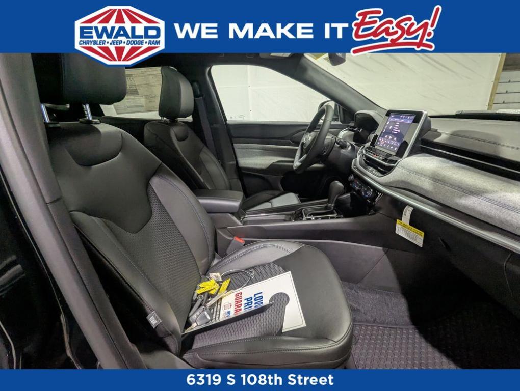 new 2025 Jeep Compass car, priced at $32,043