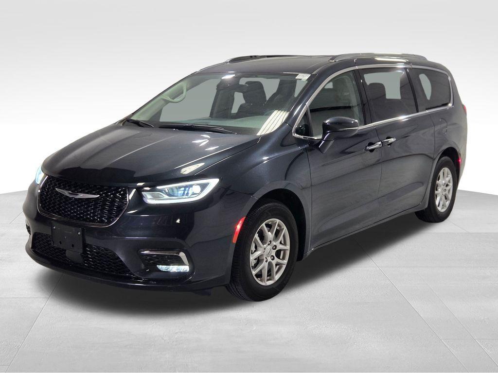 used 2021 Chrysler Pacifica car, priced at $32,811