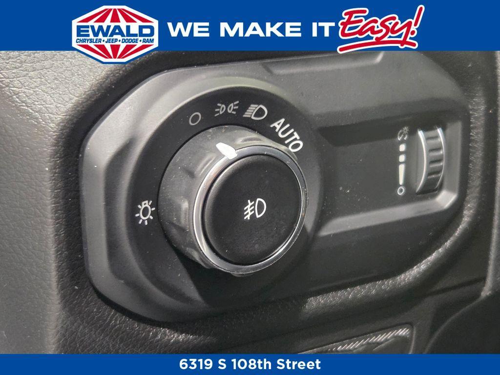 new 2025 Jeep Wrangler car, priced at $56,680