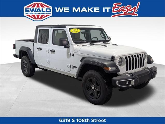 used 2023 Jeep Gladiator car, priced at $31,246