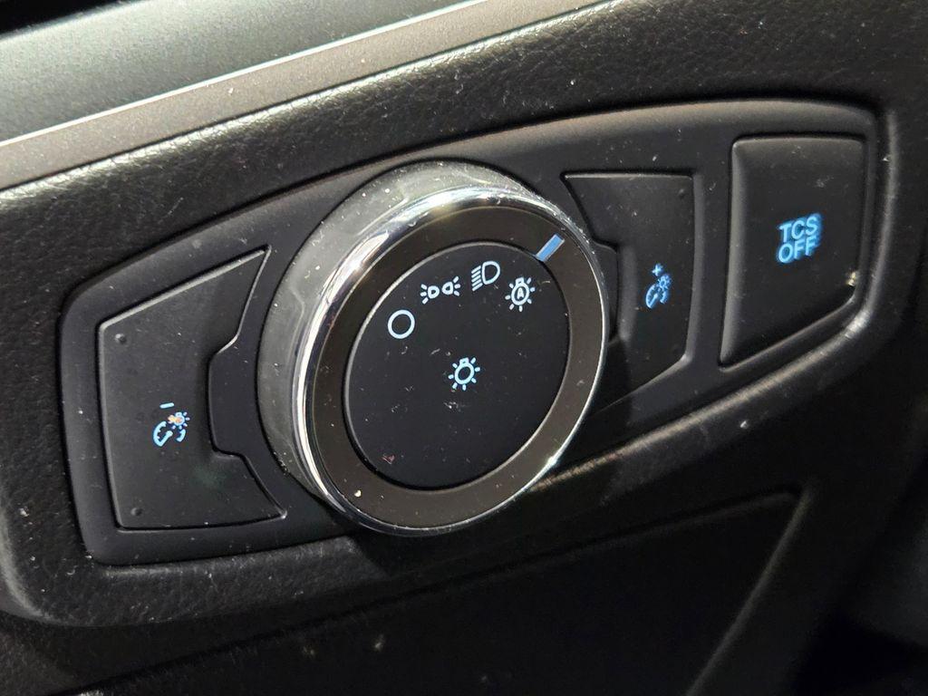 used 2022 Ford Edge car, priced at $22,829