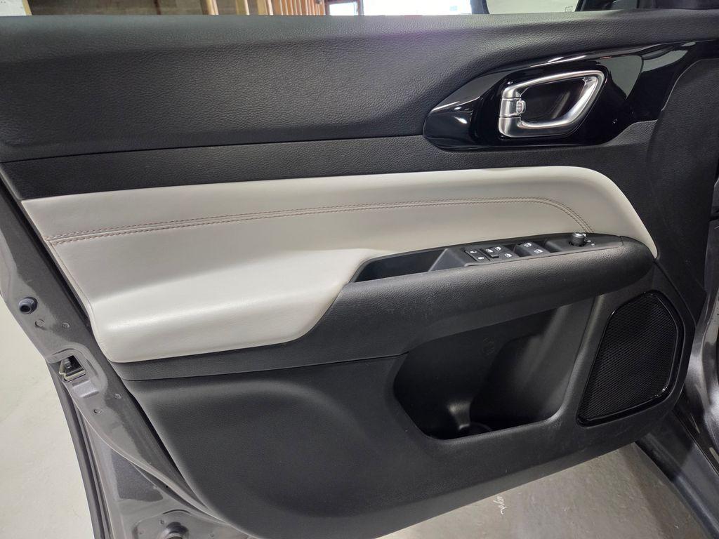 used 2022 Jeep Compass car, priced at $23,764