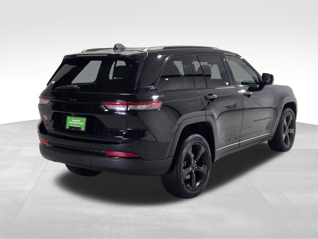 used 2023 Jeep Grand Cherokee car, priced at $33,889