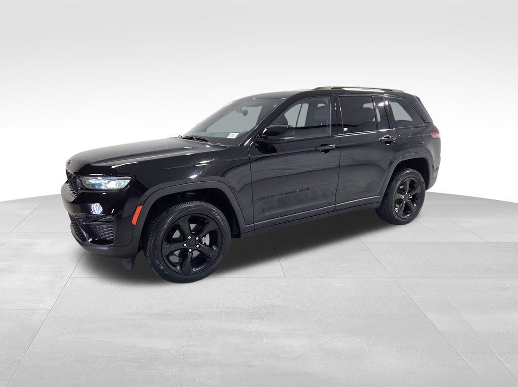 used 2023 Jeep Grand Cherokee car, priced at $33,889