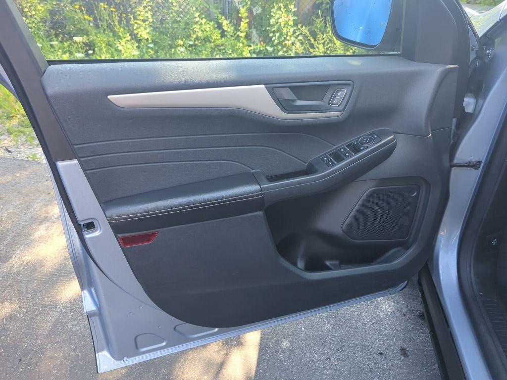 used 2022 Ford Escape car, priced at $21,258