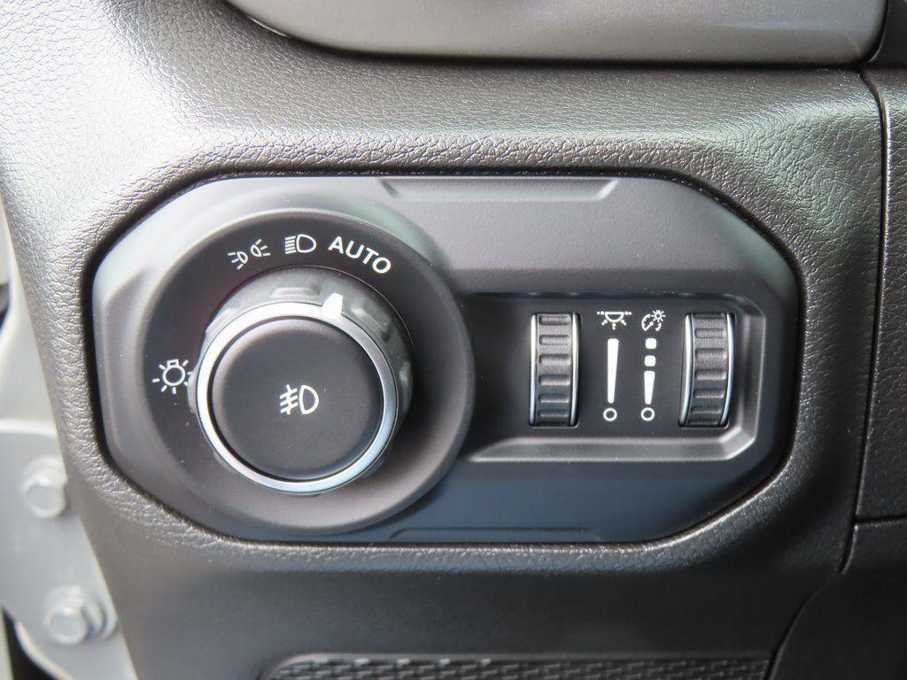 used 2021 Jeep Wrangler Unlimited car, priced at $33,777