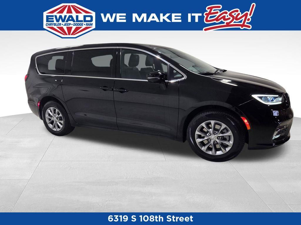 new 2026 Chrysler Pacifica car, priced at $48,607