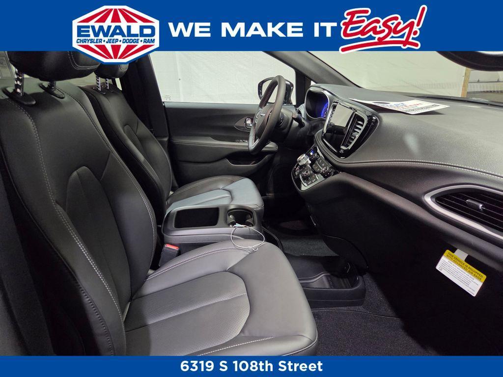 new 2026 Chrysler Pacifica car, priced at $48,607