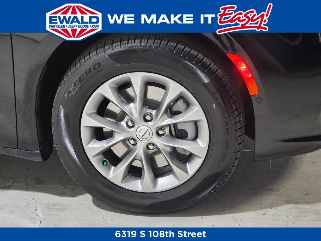 new 2026 Chrysler Pacifica car, priced at $48,607