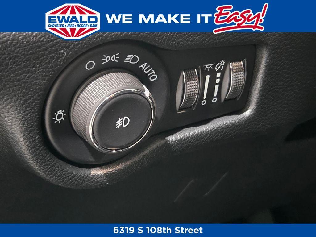 new 2026 Chrysler Pacifica car, priced at $48,607