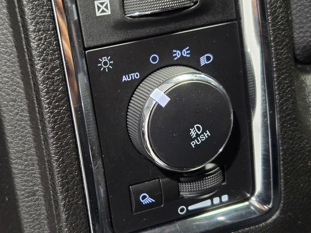 used 2019 Ram 1500 Classic car, priced at $25,949