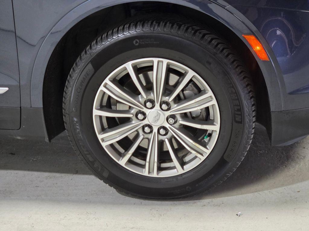 used 2018 Cadillac XT5 car, priced at $22,540