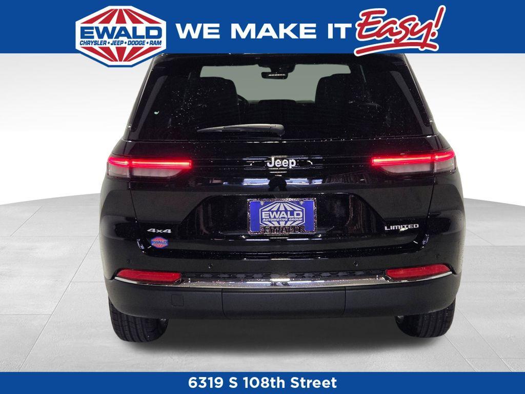 new 2025 Jeep Grand Cherokee car, priced at $46,214