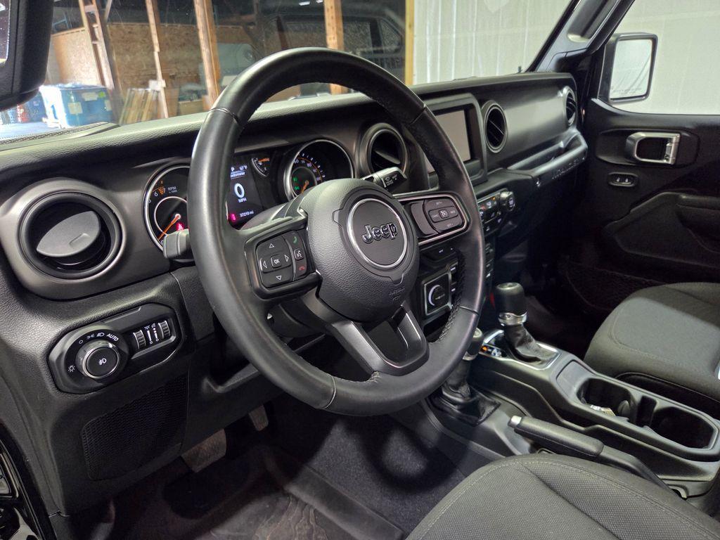 used 2022 Jeep Wrangler Unlimited car, priced at $32,390