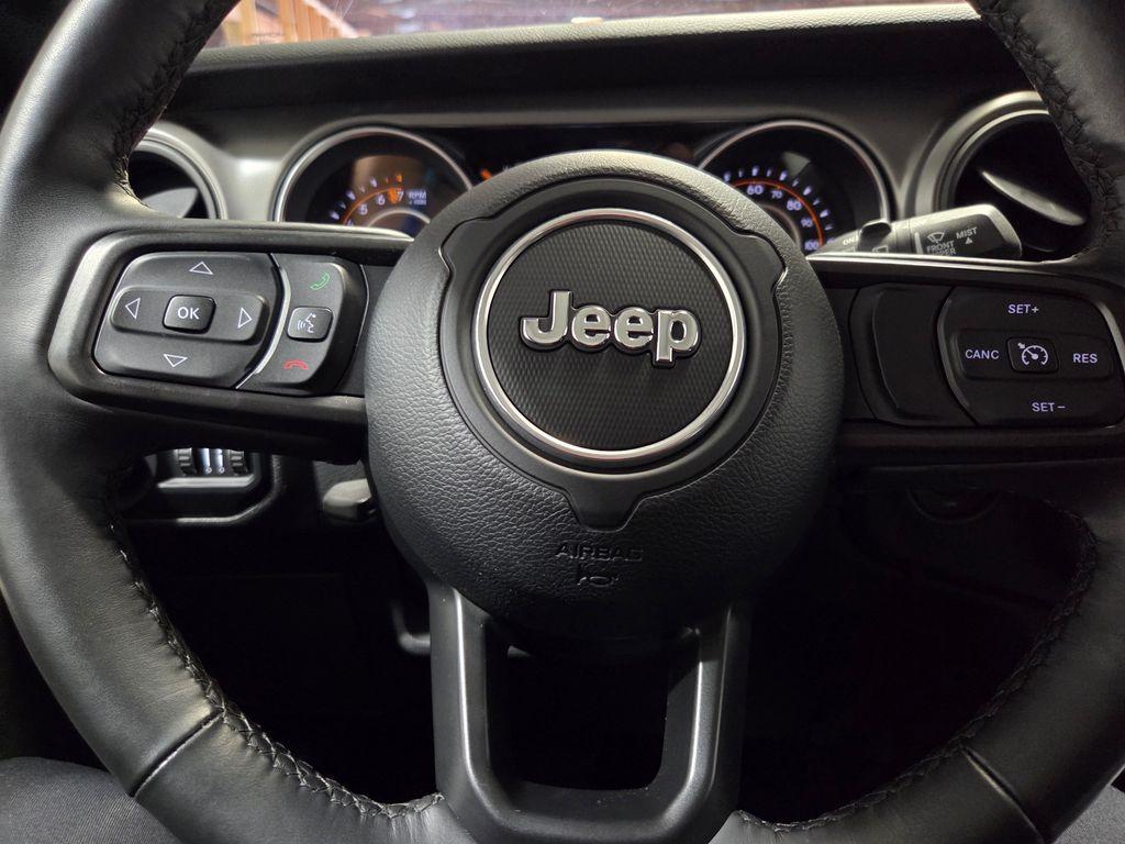used 2022 Jeep Wrangler Unlimited car, priced at $32,390