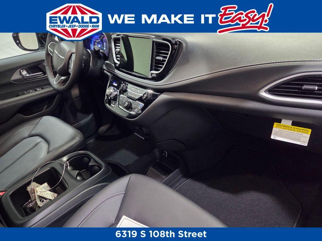 new 2026 Chrysler Pacifica car, priced at $45,749