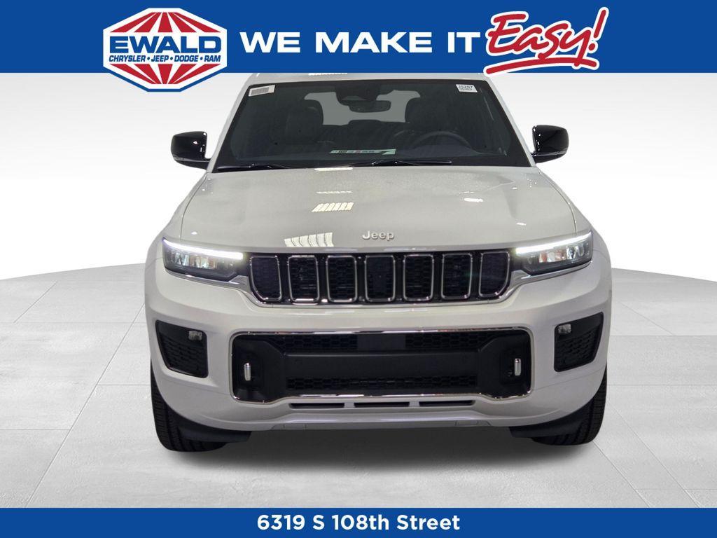 new 2025 Jeep Grand Cherokee car, priced at $54,678