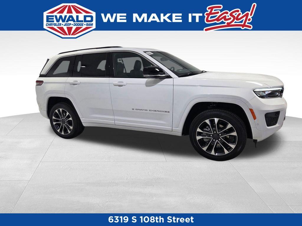 new 2025 Jeep Grand Cherokee car, priced at $54,678