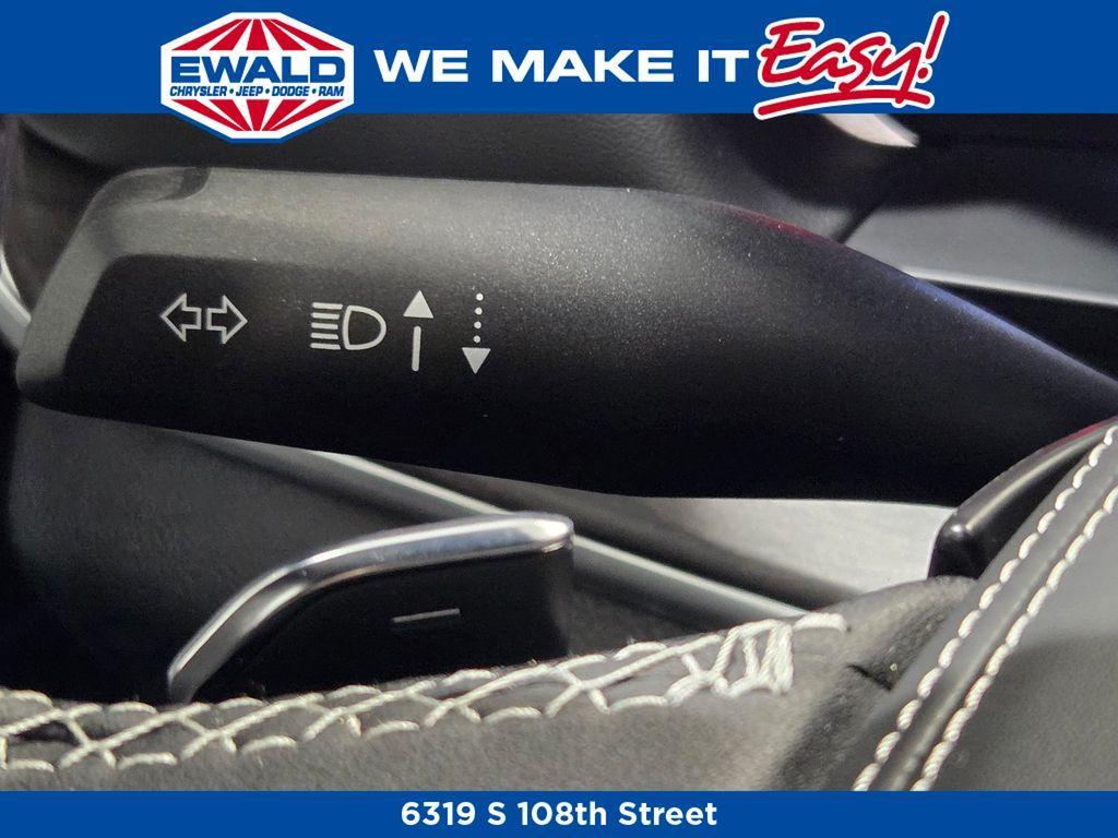 new 2025 Jeep Grand Cherokee car, priced at $54,678