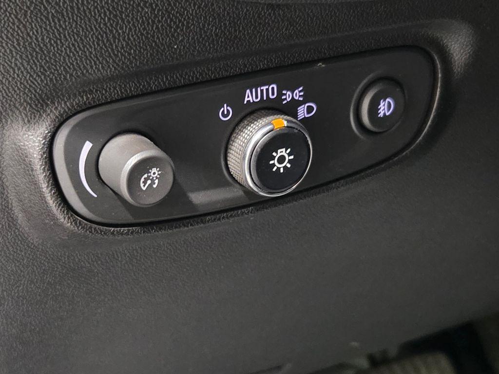 used 2020 Chevrolet Equinox car, priced at $18,944
