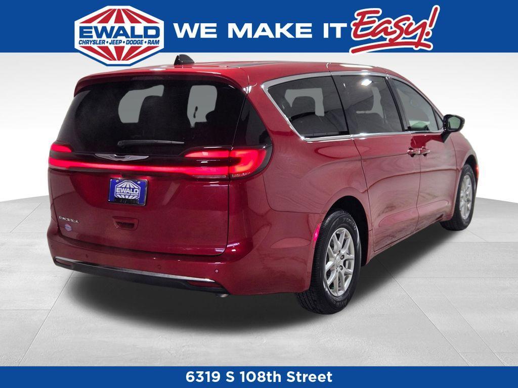 new 2026 Chrysler Pacifica car, priced at $42,664