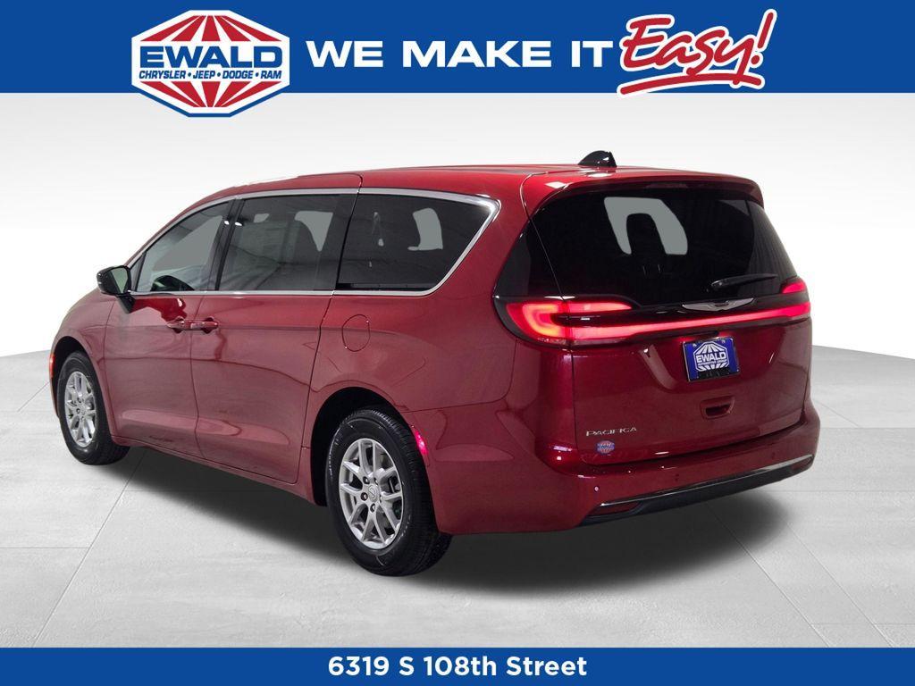 new 2026 Chrysler Pacifica car, priced at $42,664