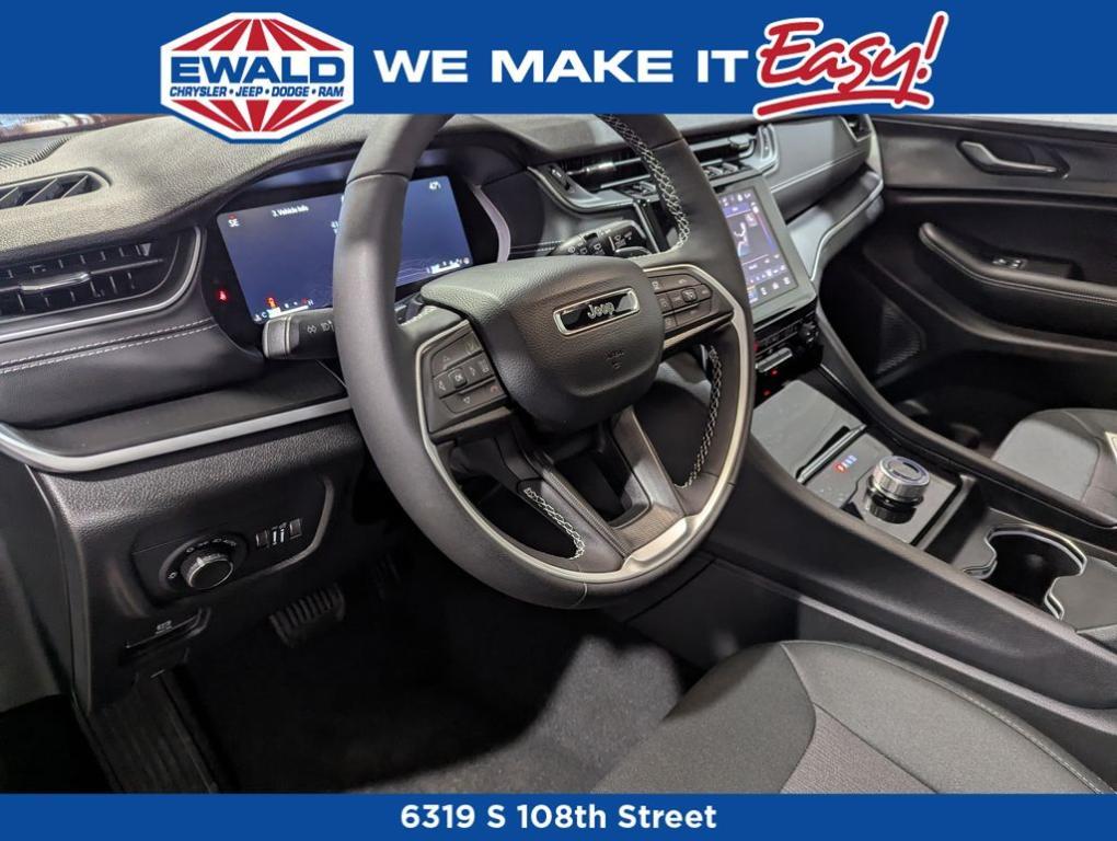 new 2025 Jeep Grand Cherokee L car, priced at $43,724