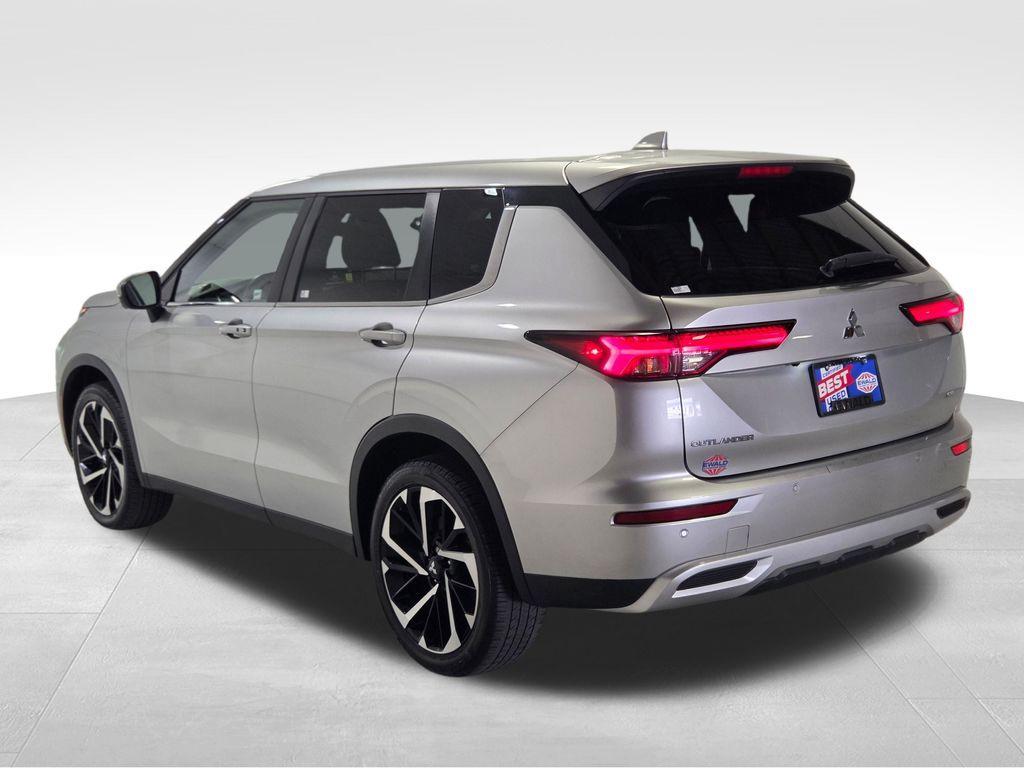 used 2022 Mitsubishi Outlander car, priced at $22,834
