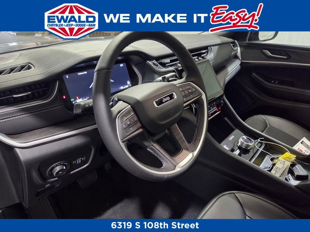 new 2025 Jeep Grand Cherokee car, priced at $51,965