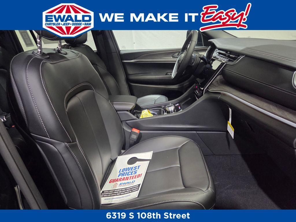 new 2025 Jeep Grand Cherokee car, priced at $51,965